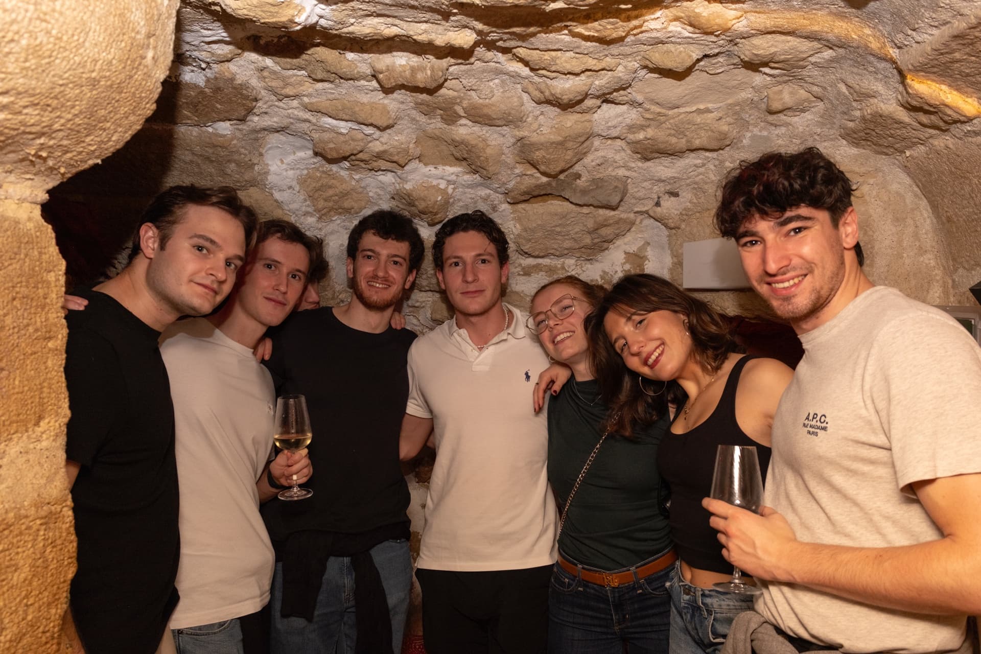 Who We Are — Vivo Wine Club